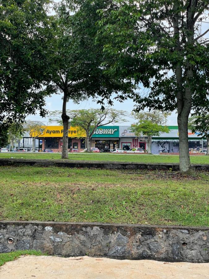 Ruwa Homestay Jitra Exterior photo